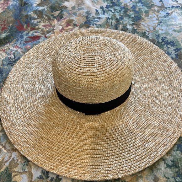 GIGI PIP Wide Brim Straw Hat - Picture 4 of 8